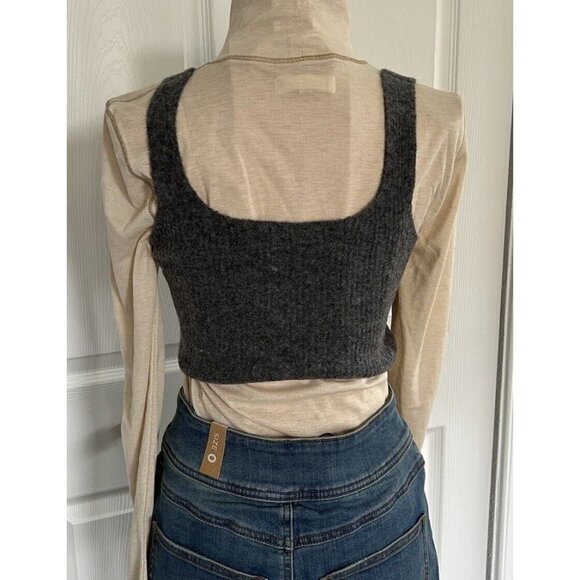 Everlane Charcoal Grey Wool Yak Blend Knit Cozy Stretch Crop Vest Tank Top Sz M - Picture 6 of 14